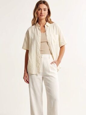 3/30 Abercrombie Oversized Linen Blend Creme Short Sleeve Top Size Medium